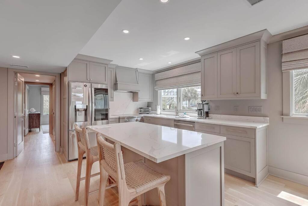 New Listing! Seagrove Villa 3A - Luxurious Ocean View! Isle of Palms Exteriér fotografie